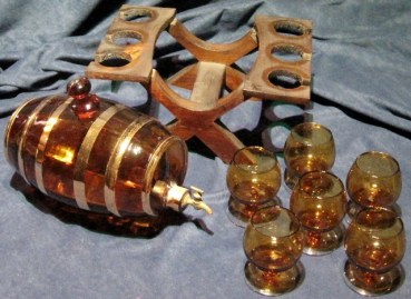 LICORERA BARRIL RUSTICA 6 COPAS (2)